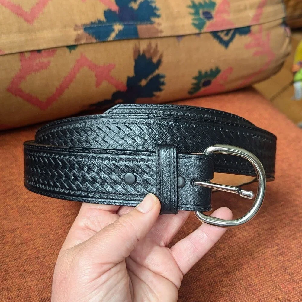 Badger Woven  Leather Belt Black Silver Tone Round Buckle XL‎ Classic